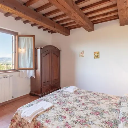 Seranna 4 Apartment *
