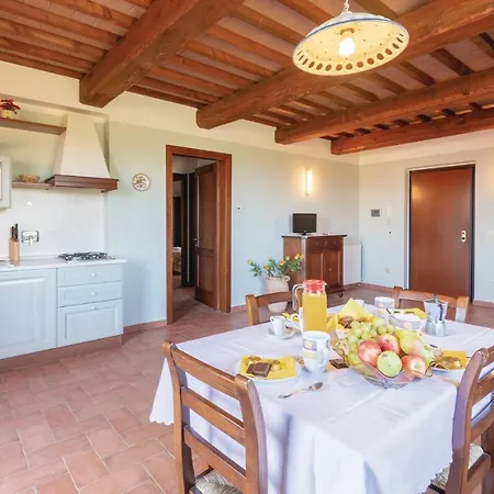 Seranna 4 Apartment
